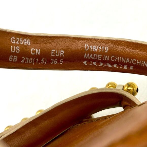 Coach Isa Women’s White Leather Sandals Size 6B - Picture 8 of 9